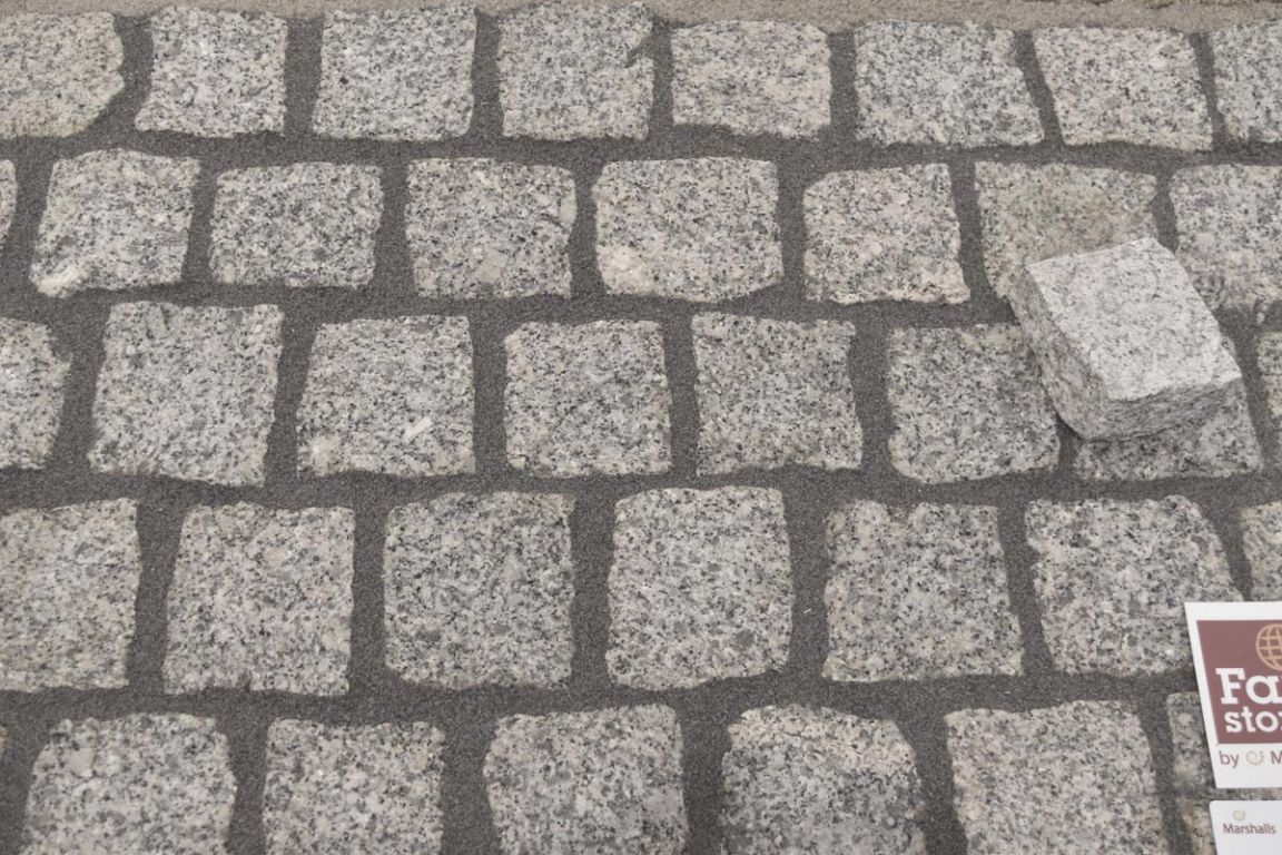 Fair Stone Natuursteen 10X10X5/7 CM Lichtgrijs