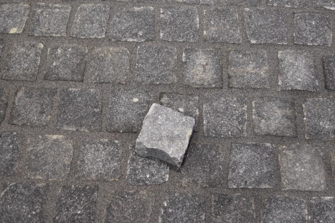 Fair Stone Natuursteen 10X10X5/7 CM Antracietgrijs